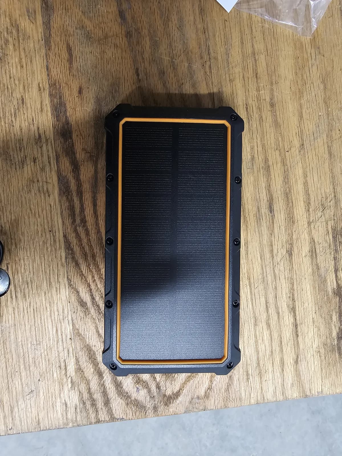 The solar face of the 20,000 mAh power bank